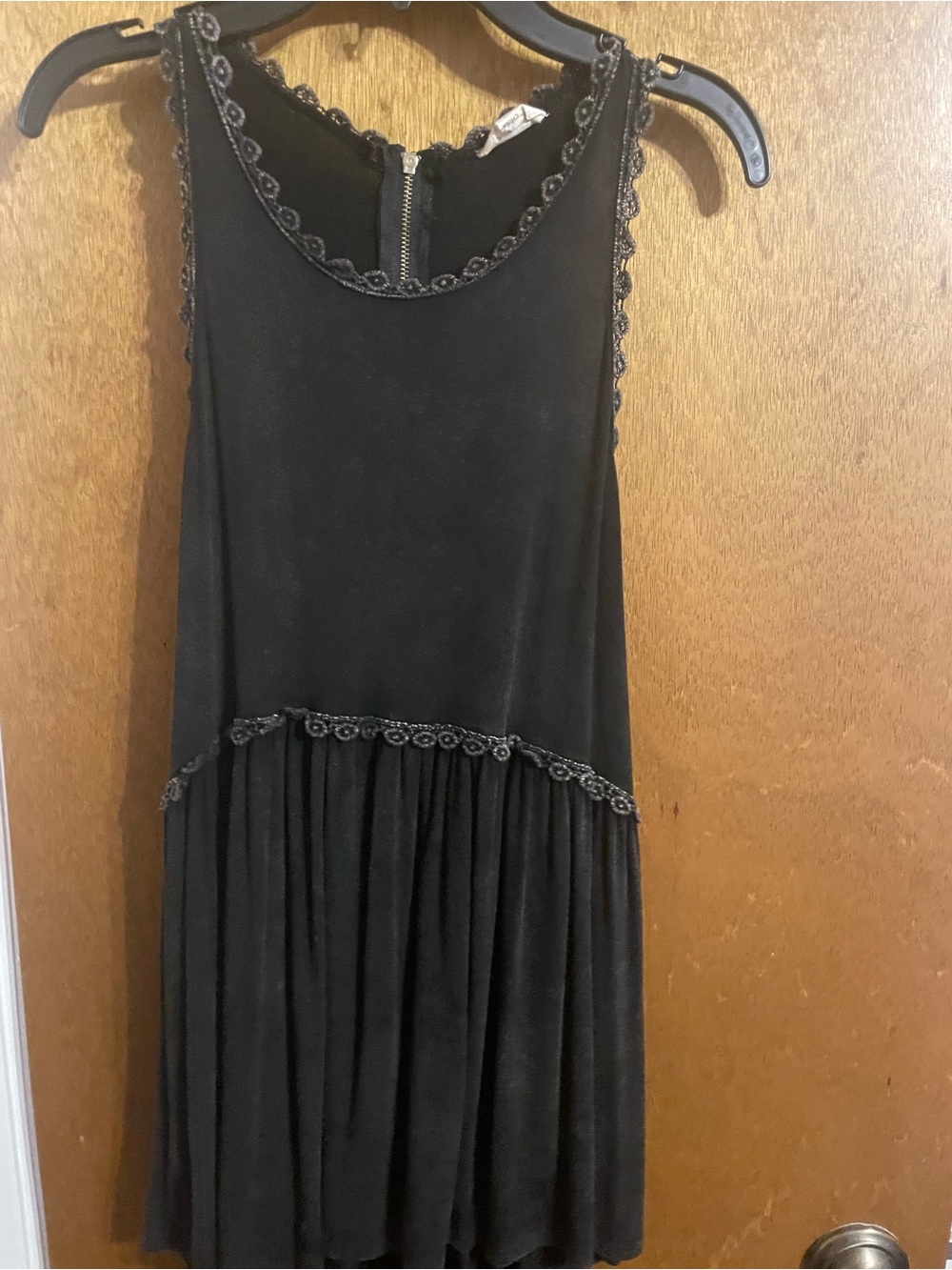 POL Black Sleeveless Tank Top with Lace Trim